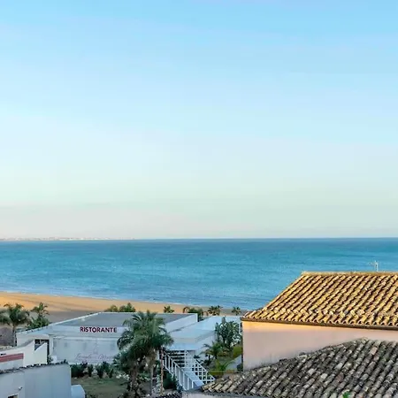 Luxury Palace Attico Vista Mare E Torre Cabrera * Pozzallo