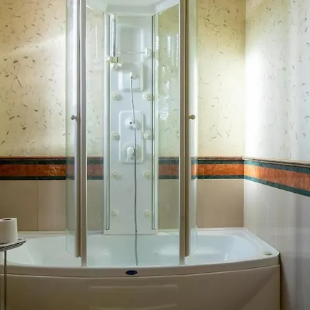 Apartment Luxury Palace Attico Vista Mare E Torre Cabrera *