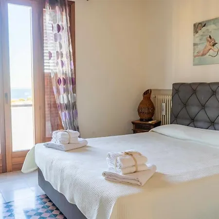 Luxury Palace Attico Vista Mare E Torre Cabrera Apartment *