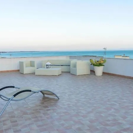 Luxury Palace Attico Vista Mare E Torre Cabrera Apartment